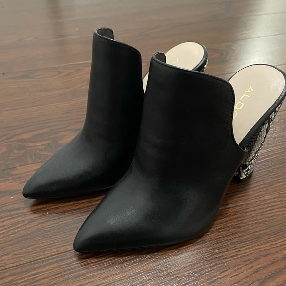 COPY - Soft leather Mules - Picture 2 of 5